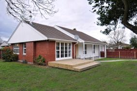 Family Friendly and Priced to Please *Under Offer*