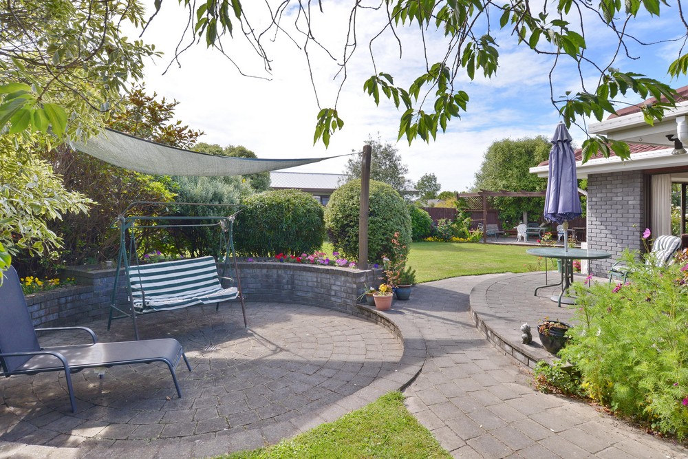 SOLD 102 Regency Crescent, Redwood, Christchurch 8051