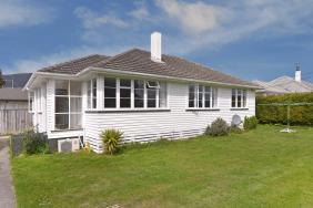 * Under Offer* Solid Freehold Home