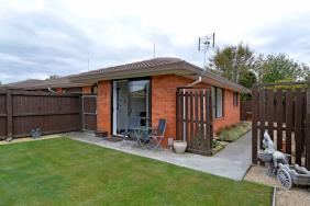 Very Tidy 2 Bedroom Unit