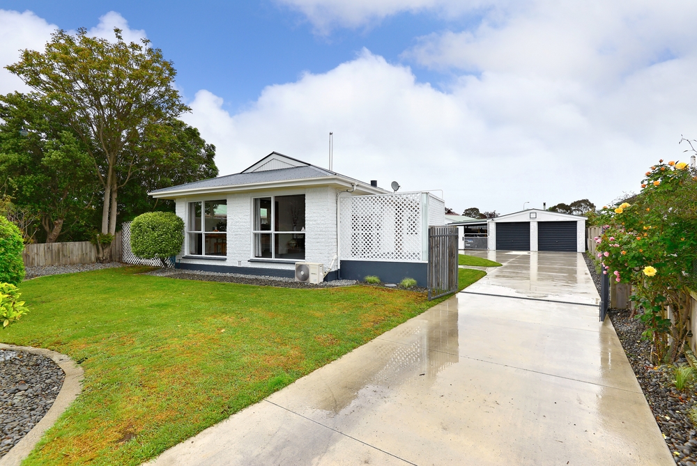 SOLD 31 Kawau Crescent, Bromley, Christchurch 8062