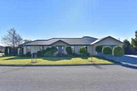 UNDER OFFER - Supreme Living