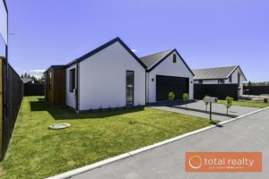 Bespoke Home In Unique Location
