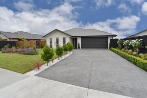 An Entertainers Dream With Rural Outlook
