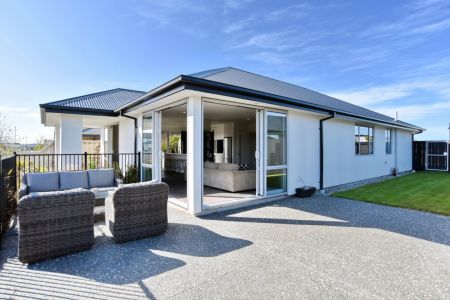 Fabulous, Sunny 4 Bedroom Home