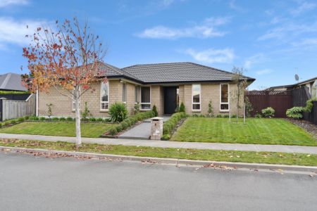 Lovely Sunny Home On A Very Quiet Street