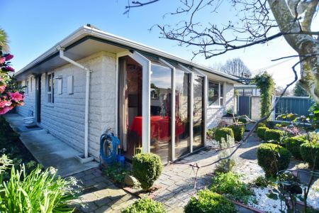 Spacious And Sunny