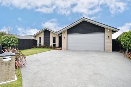 Executive Living With Reserve Views