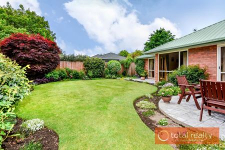 Immaculate Home In Quiet Location