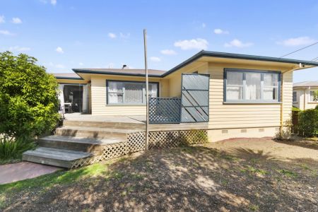Three or Four Bed plus Office with Shower/Toilet
