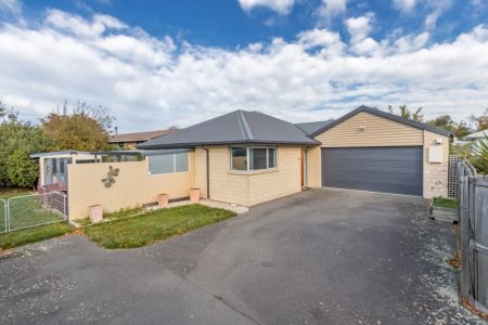 Under Offer Family-Friendly Find