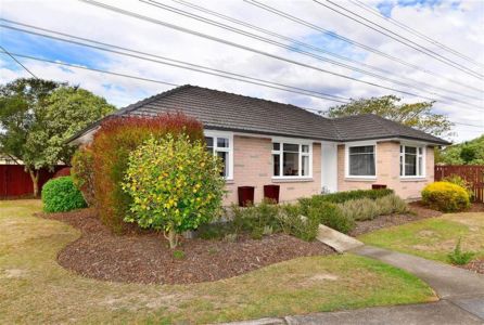 Family Home, Great Zones!