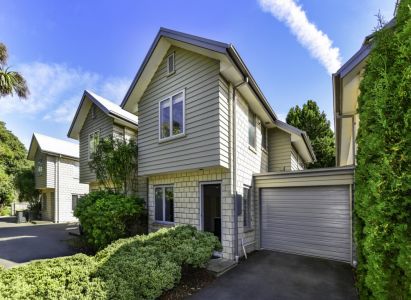 Pretty As A Picture Townhouse