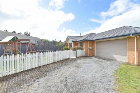 Leithfield Beach Property