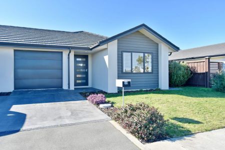 Quality Home Overlooking Reserve
