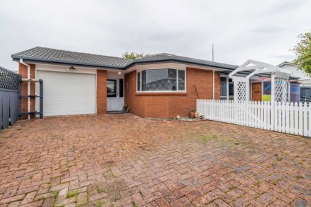 1990s Three Bedroom Home
