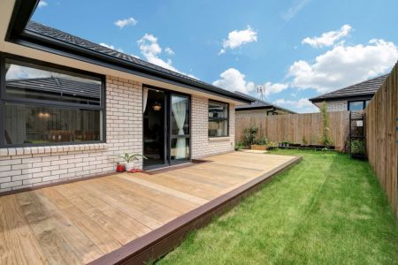 *UNDER OFFER* Priced to Sell!