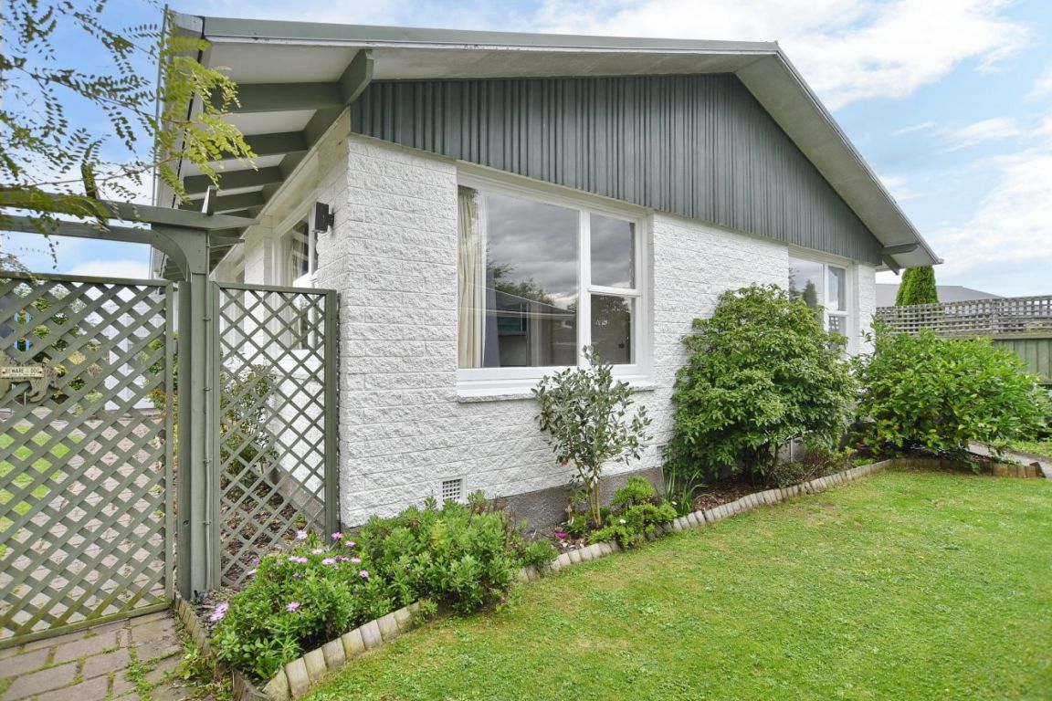 SOLD 2/1 Leeman Place, Redwood, Christchurch 8051