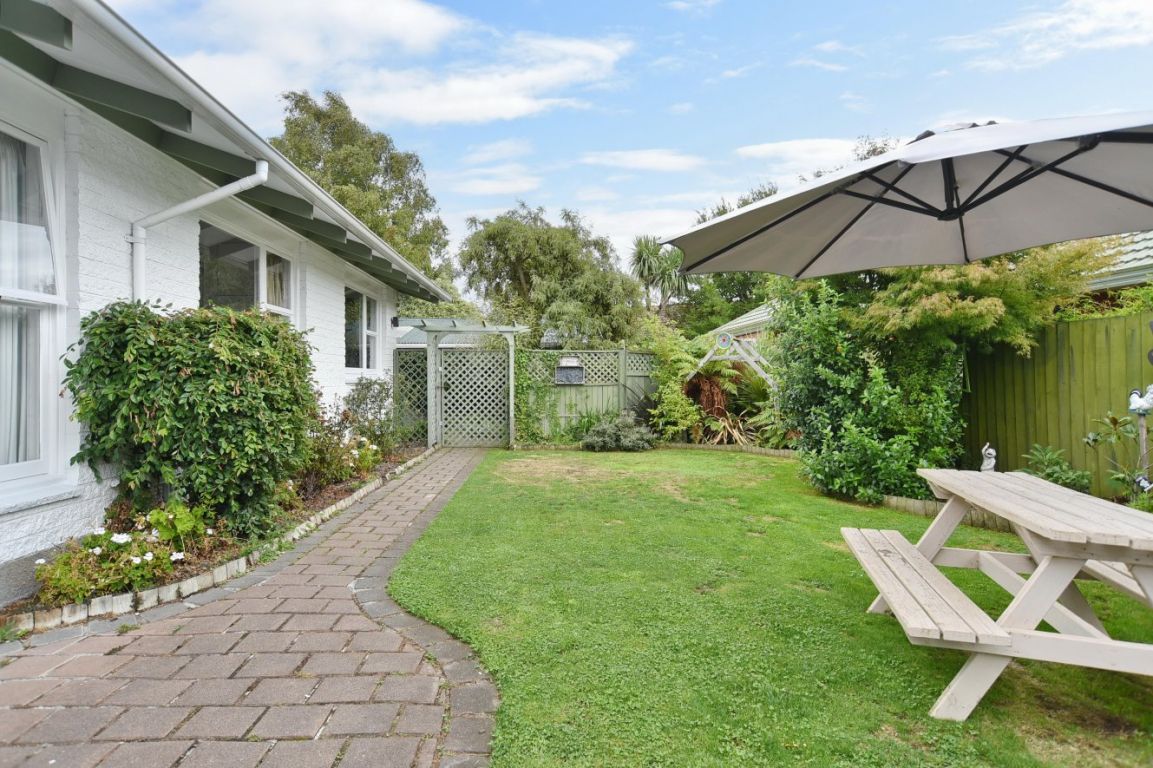 SOLD 2/1 Leeman Place, Redwood, Christchurch 8051