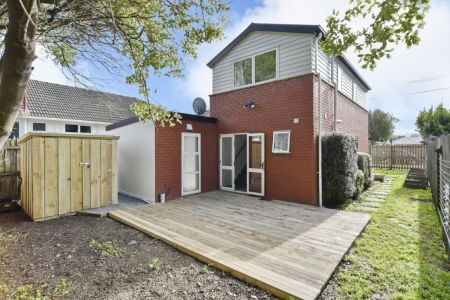 Stand Alone Townhouse