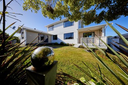 Expansive Living,  Mountain and Sea Views