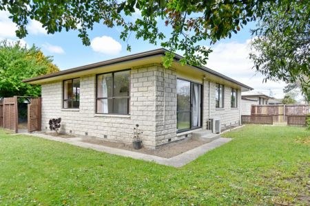3 Bedroom Unit, Sunny and Private