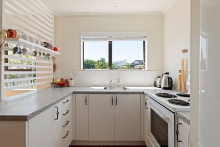 Close to the Beach, Upgraded and Charming!