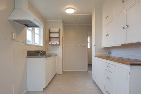Do-Up: Opportunity! *UNDER OFFER*