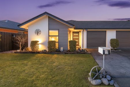 Easy Modern Living