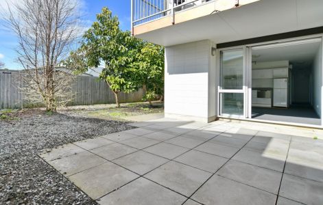 Ideal Starter Or Investment With Two Carparks!