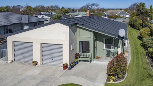 First Home or Charming Family Home in Kaiapoi