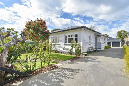 Renovated & Full Of Charm! Plus a Studio!
