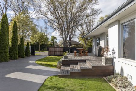 Surrounded By Green, This Needs To Be Seen !
