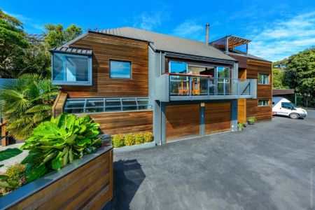 Stunning views, Five Bedrooms And Inground Pool