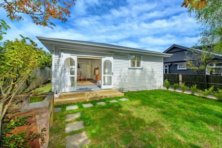 1940's Renovated Bungalow In Cashmere High Zone
