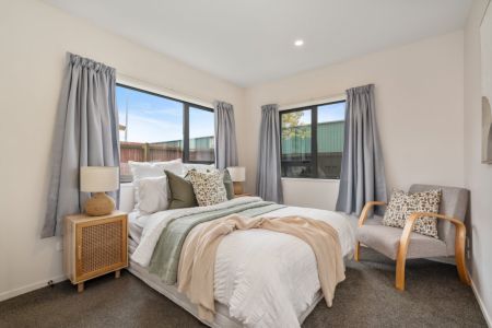 Smart Buy with Outdoor Space & Garage