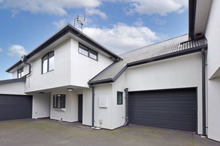 Trendy Townhouse in Waltham