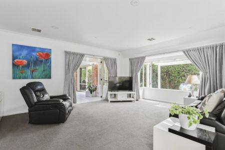 Government Valuation $750,000 &ndash; Priced to Sell!