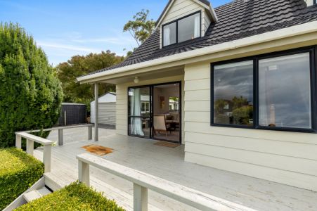 Space, Views & Versatility &ndash; 3 Bed + Sleepout