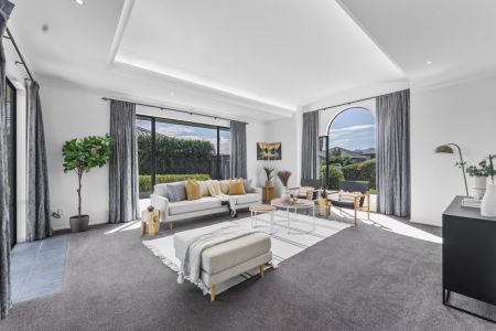 Luxury Living in Stoke!