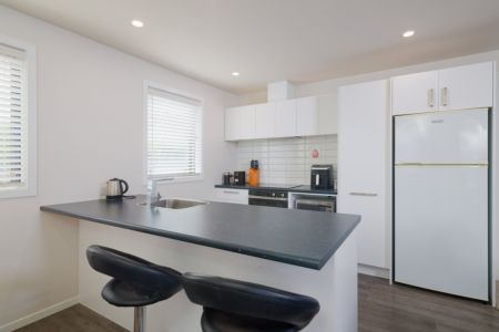 Builder&rsquo;s Own &ndash; Private, Easy-Care, Ready Now