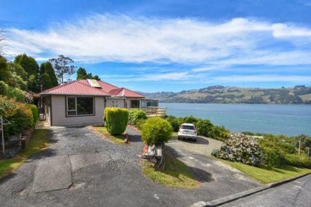Harbour Views, Family Charm, Easy Living