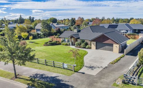 Style and Space in Superb Location