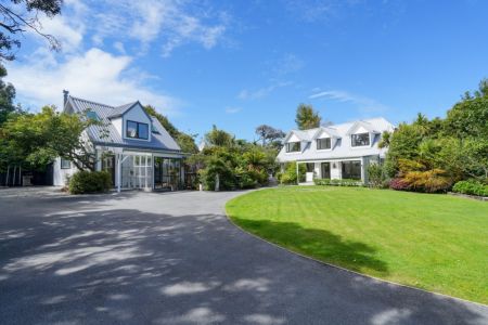 Private Retreat with Separate Two-Bedroom Unit