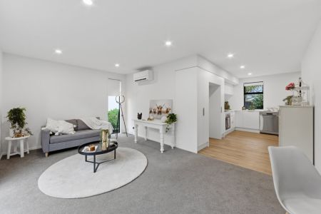 Merivale Gem &ndash; Near-New & Zoned for Top Schools