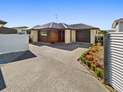 Domain at Your Doorstep, Stylish Living Inside