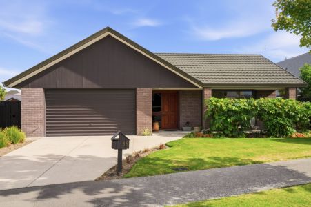 Charming Home in Coveted Halswell Crescent