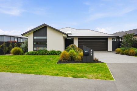 A True Gem In An Idyllic Location!