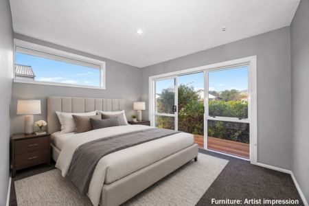 OUT OF TOWN VENDORS WANT SOLD!