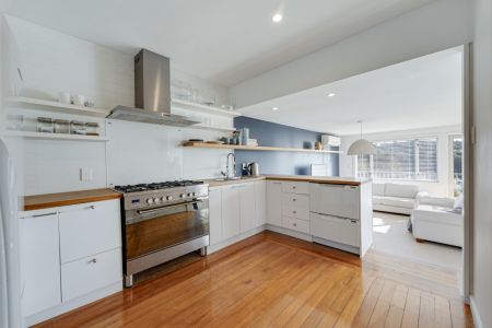 Sunny Family Home
